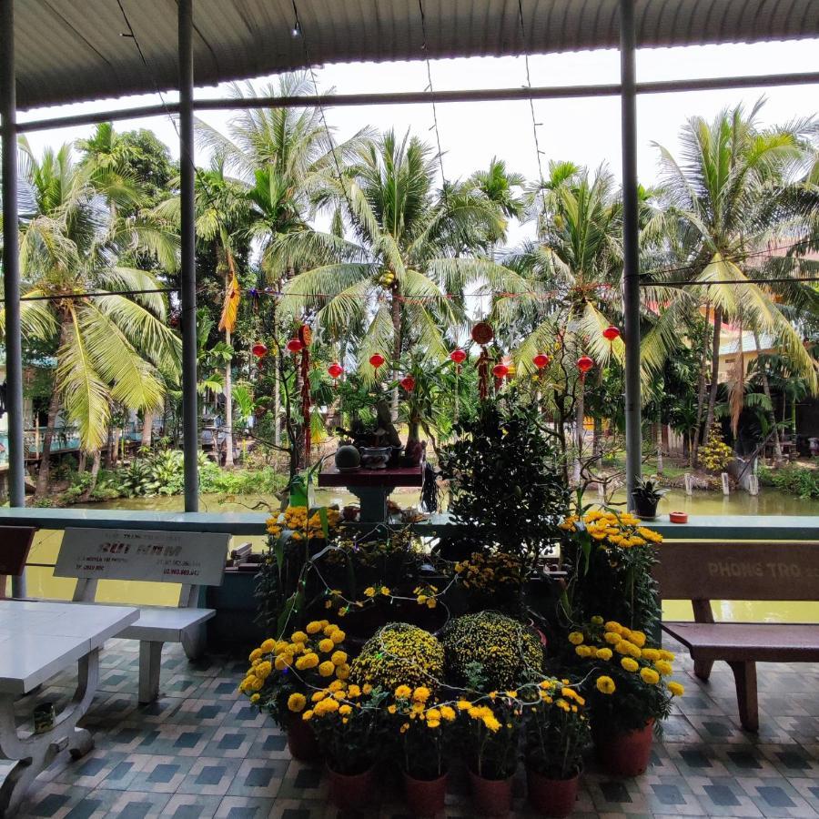 Khach San 20 Hotel Chau Doc Buitenkant foto