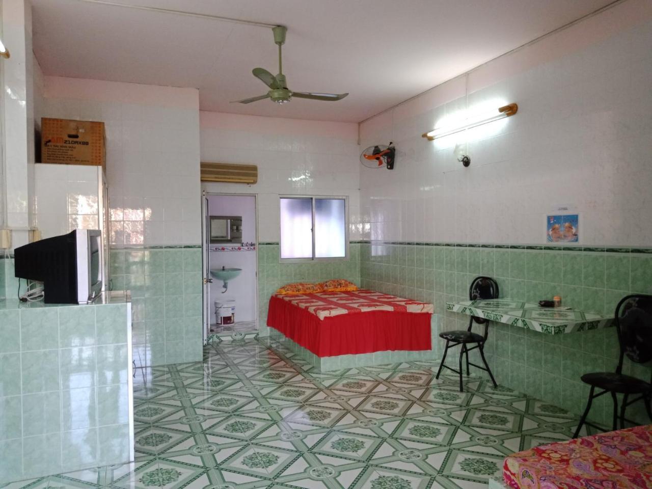 Khach San 20 Hotel Chau Doc Buitenkant foto